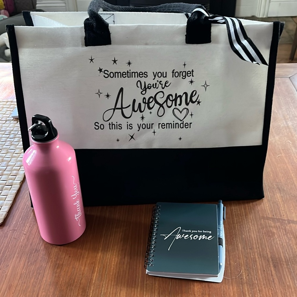 Thank You for Being Awesome 4 piece gift set